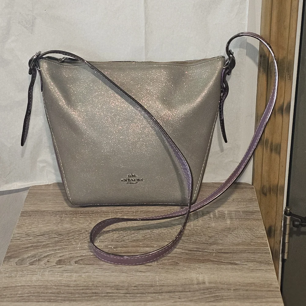 ✨️HOST PICK✨️Coach Leather Dufflette Crossbody  ~ 1 OF A KIND! - Picture 13 of 13